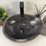 Раковина из речного камня RS-65256 45*32*16 0856