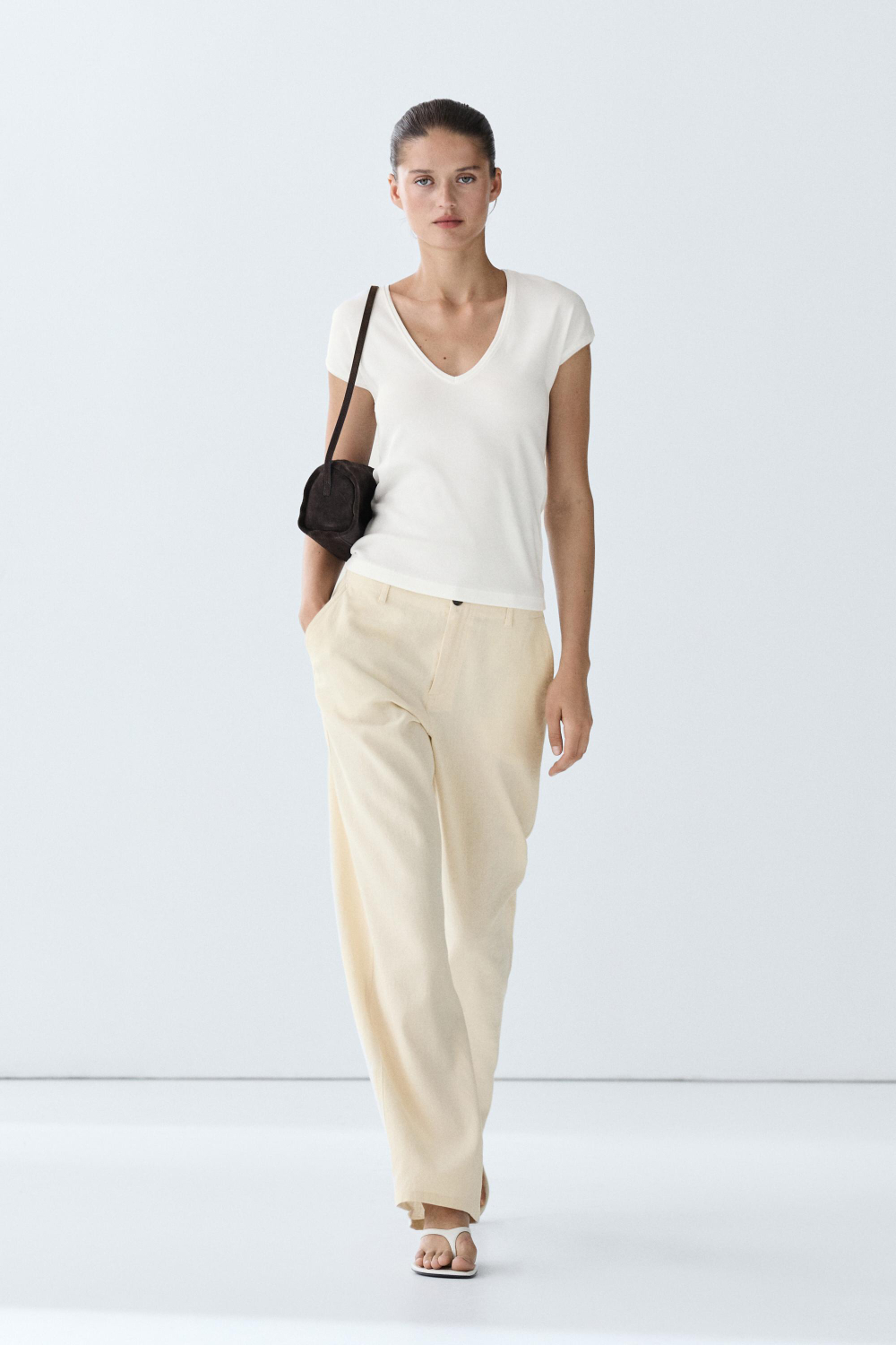 Massimo Dutti Футболка с V-образным вырезом, белый