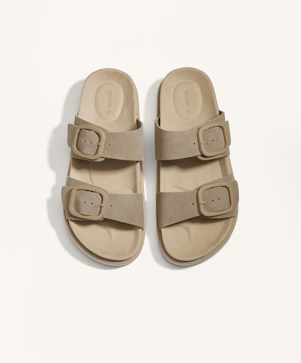 OYSHO Замшевые сандалии на платформе с пряжкой, песочный