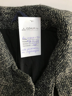 Пальто классического кроя, визуально на 50/52 размер