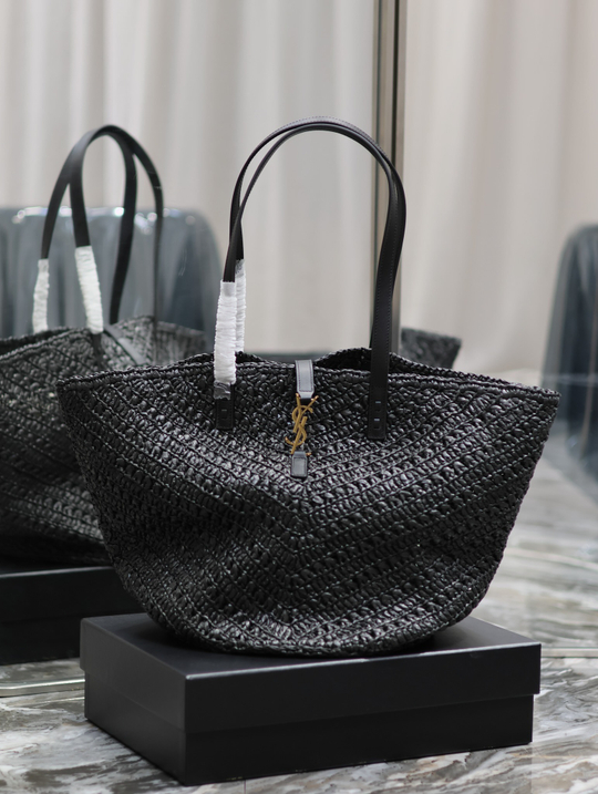 Saint Laurent Panier Medium in Raffia