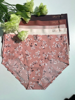 Набор из 5 бесшовных трусиков: в цветочек и 4 однотонных (Размер: L) (Цвет: бежевый)