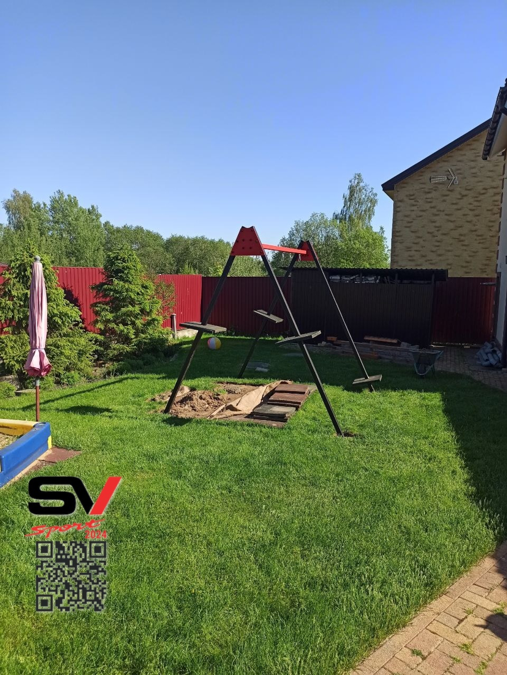 Монтаж уличных качелей Sv Sport