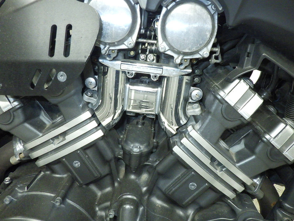 Yamaha V-Max 1200 2003