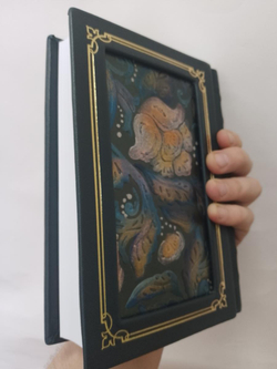 "Коран средний" Книга подарочная в кожаном переплете с росписью и бронзовой накладкой