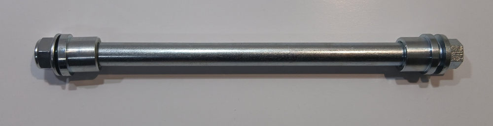 Ось переднего колеса+втулки Мотоцикл Kews K16