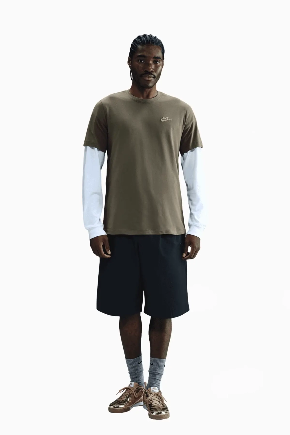 Футболка Nike Sportswear Club - зеленый