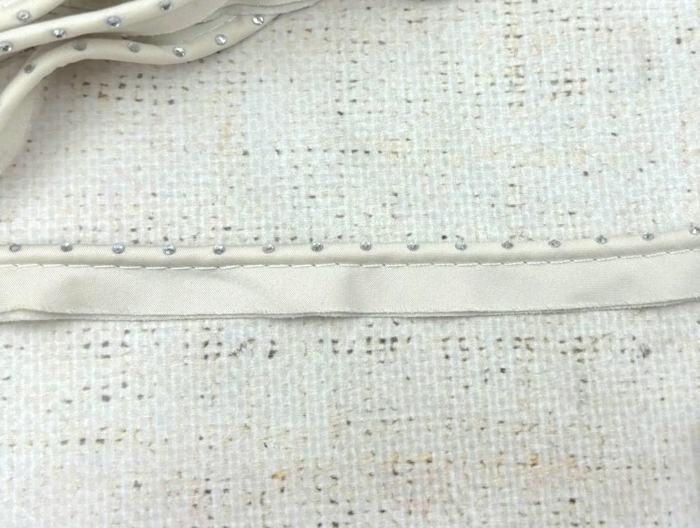 Кант сатиновый со стразами, ш. 1,5 см/кант 5 мм, св.бежевый