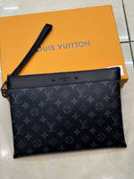 Клатч Louis Vuitton