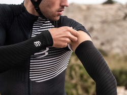 Термобелье нарукавник Compressport Armforce Ultralight - black