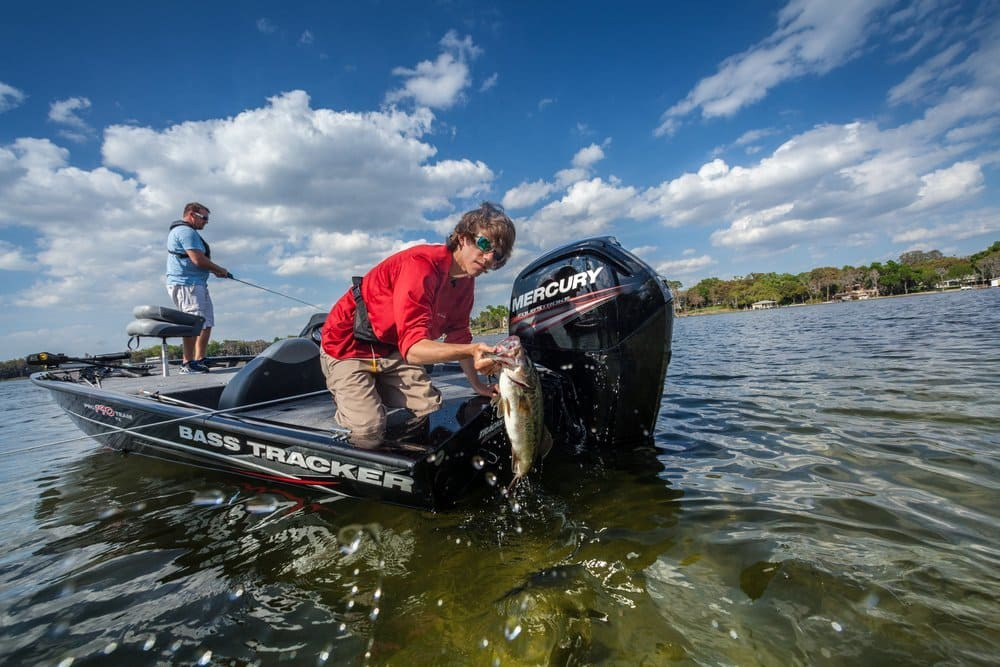 4х-тактный лодочный мотор MERCURY F 100 ELPT EFI