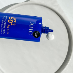 AHC Крем солнцезащитный лёгкий - UV Capture plus pure mild sun cream SPF 50+ PA++++, 50мл