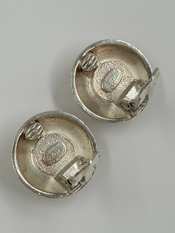 Клипсы биколор Chanel