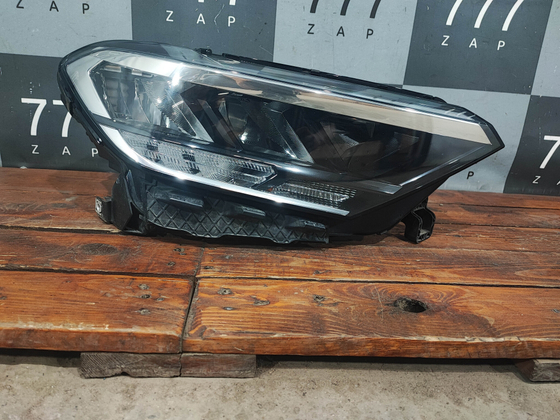 Фара правая LED Volkswagen Polo 6 Оригинал целая 6N5941006A
