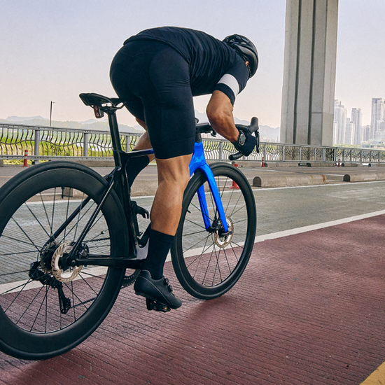 Смарт-часы Samsung Galaxy Watch Ultra 2025 47мм LTE серебряный титан