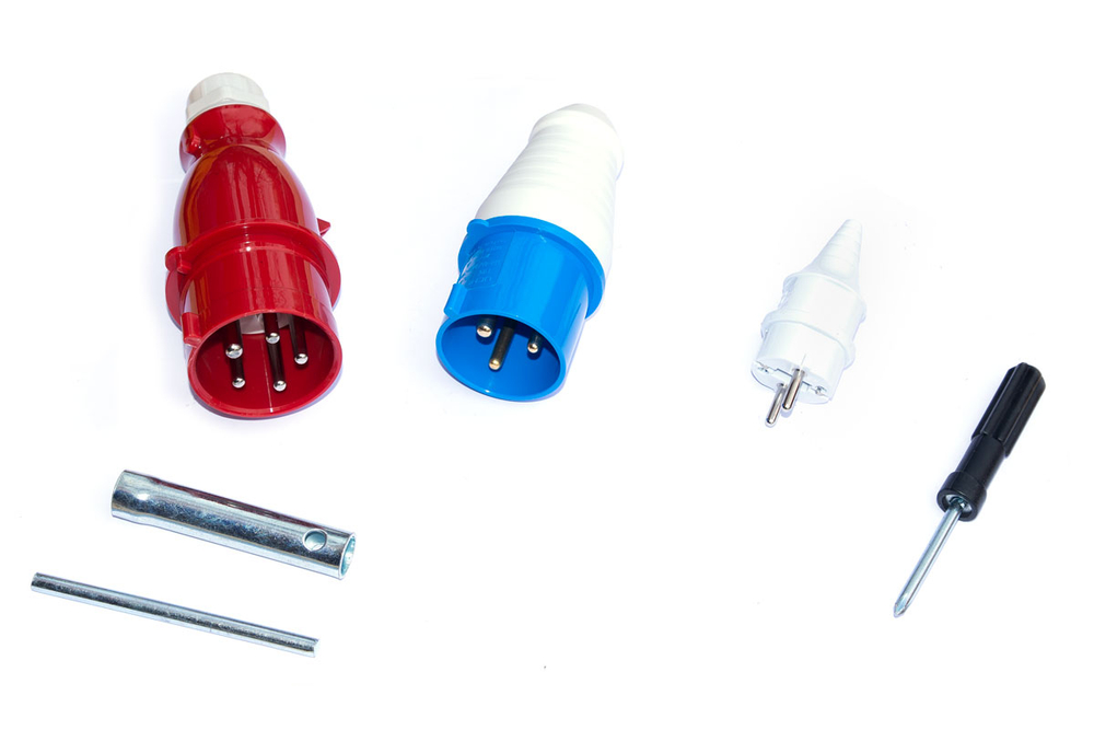 Бензиновый генератор (18 кВт) TSS SGG 18000EH3LA