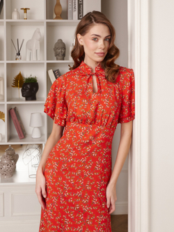 Платье на завязках