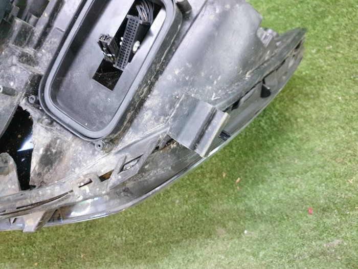 Фара правая Mercedes CLA C117 (2016-2019) LED