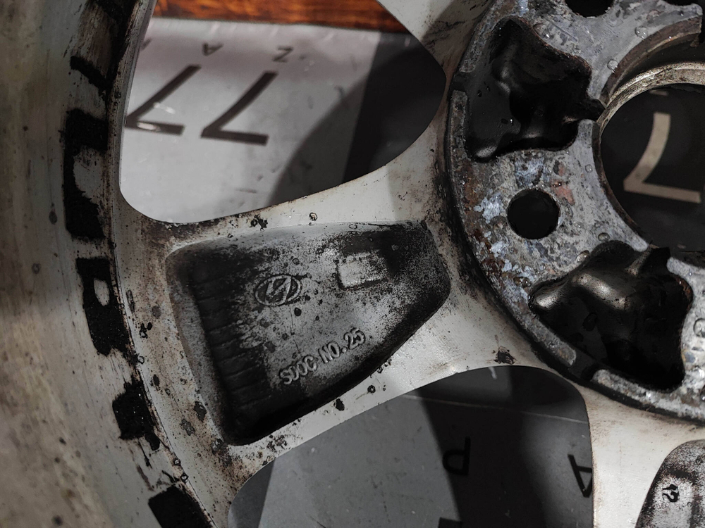 Диск колесный литой R16 Hyundai Elantra 5 (MD) 10-16 Б/У Оригинал 529103Y200