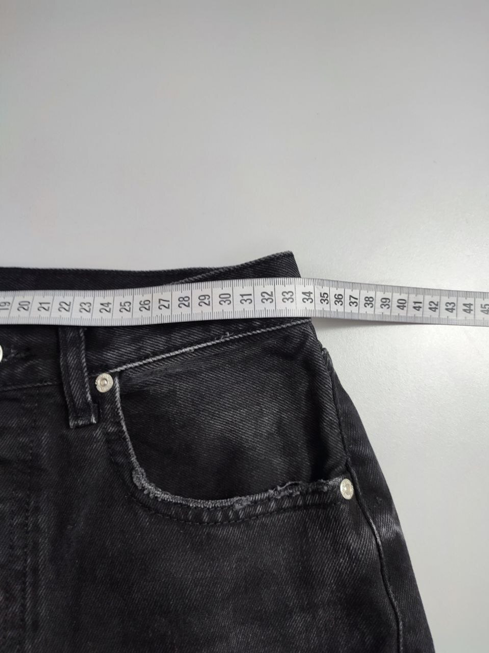 Джинсы черные базовые 44 размер