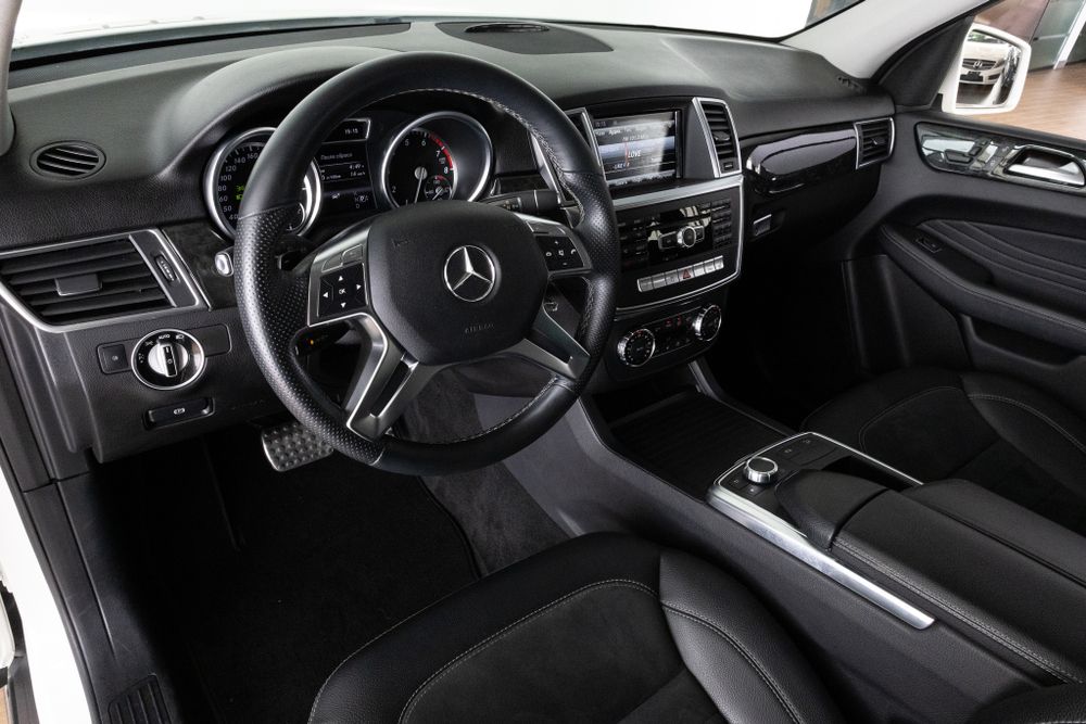 Mercedes-Benz M-Class, 2012 год