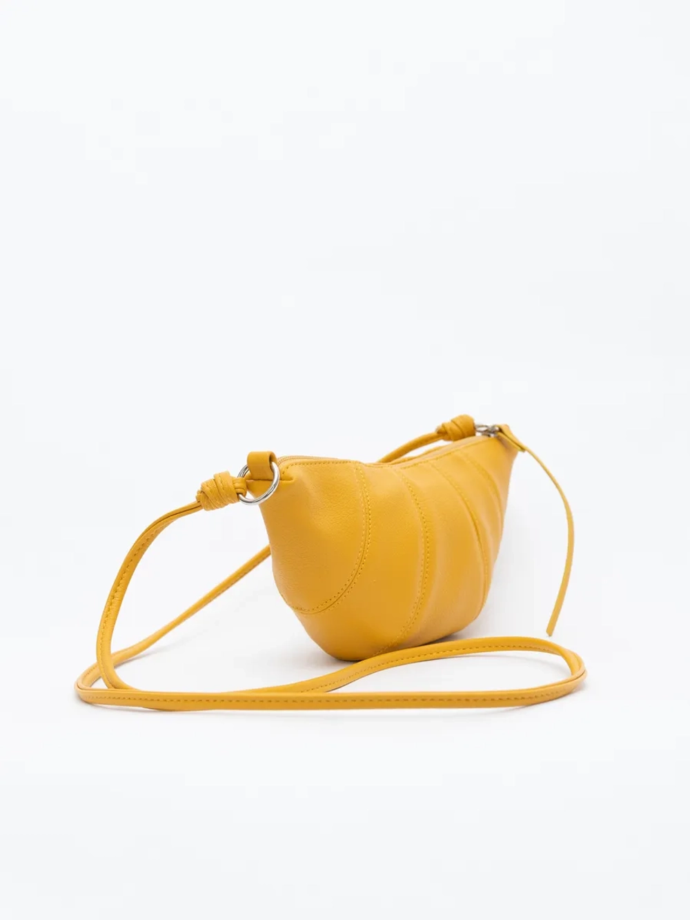 сумка через плечо круассан маленькая