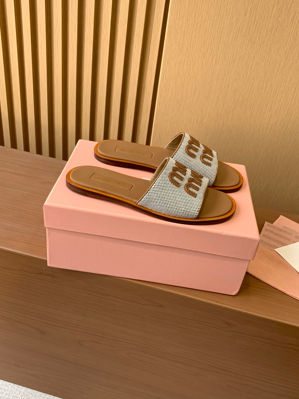 Miu Miu Slide (2 colors)