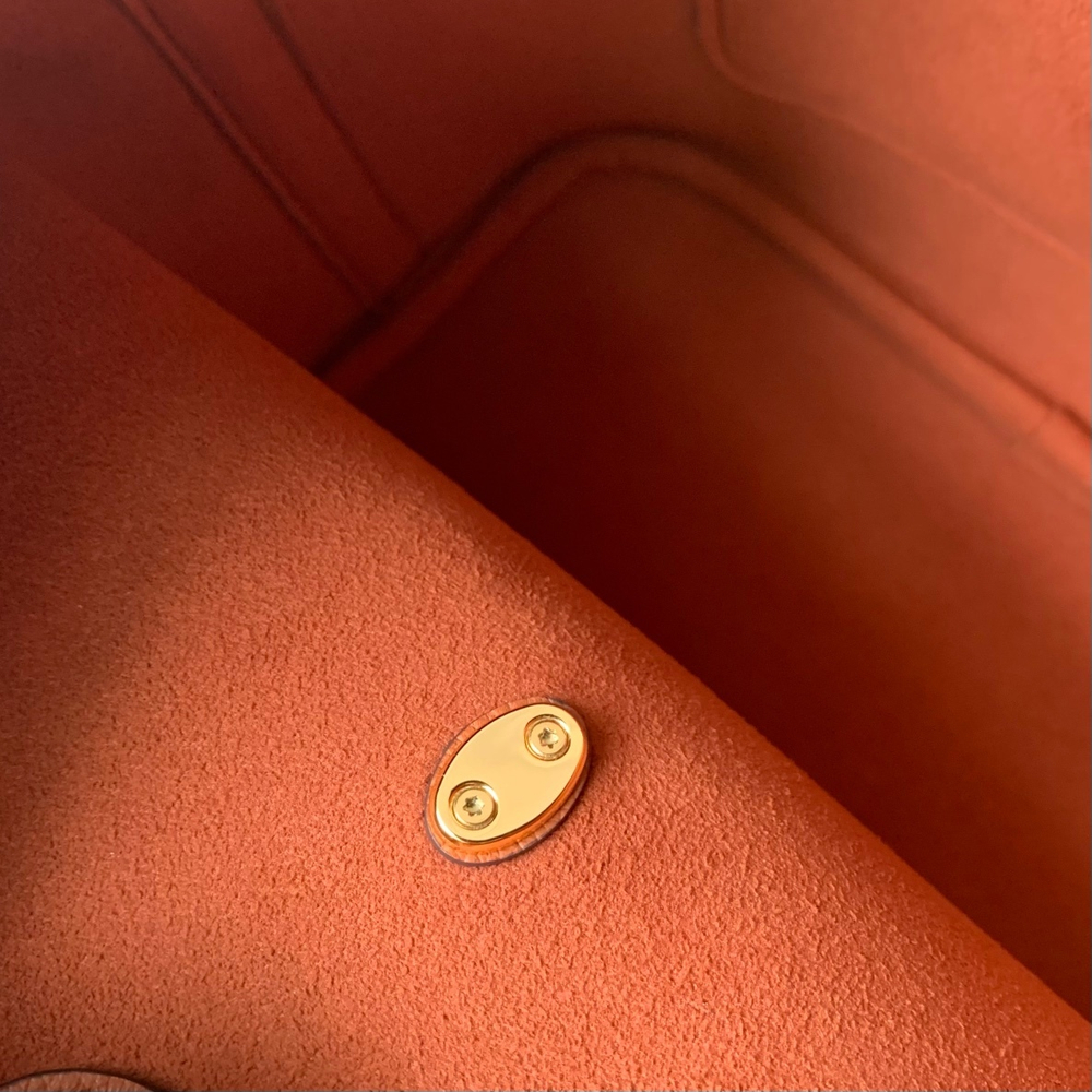 Louis Vuitton Lock and Walk