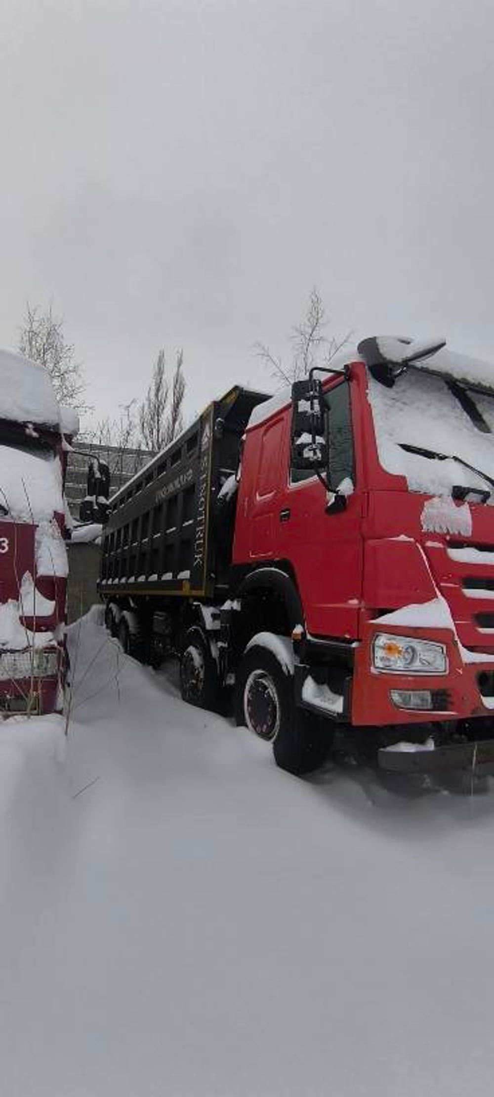 Howo ZZ* 8x4 Самосвал ZZ3407S3867E (Дизель, 9,7 л, 373 л.с, МТ)