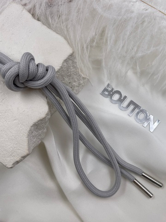 Шнур светло-серый 1,4 м