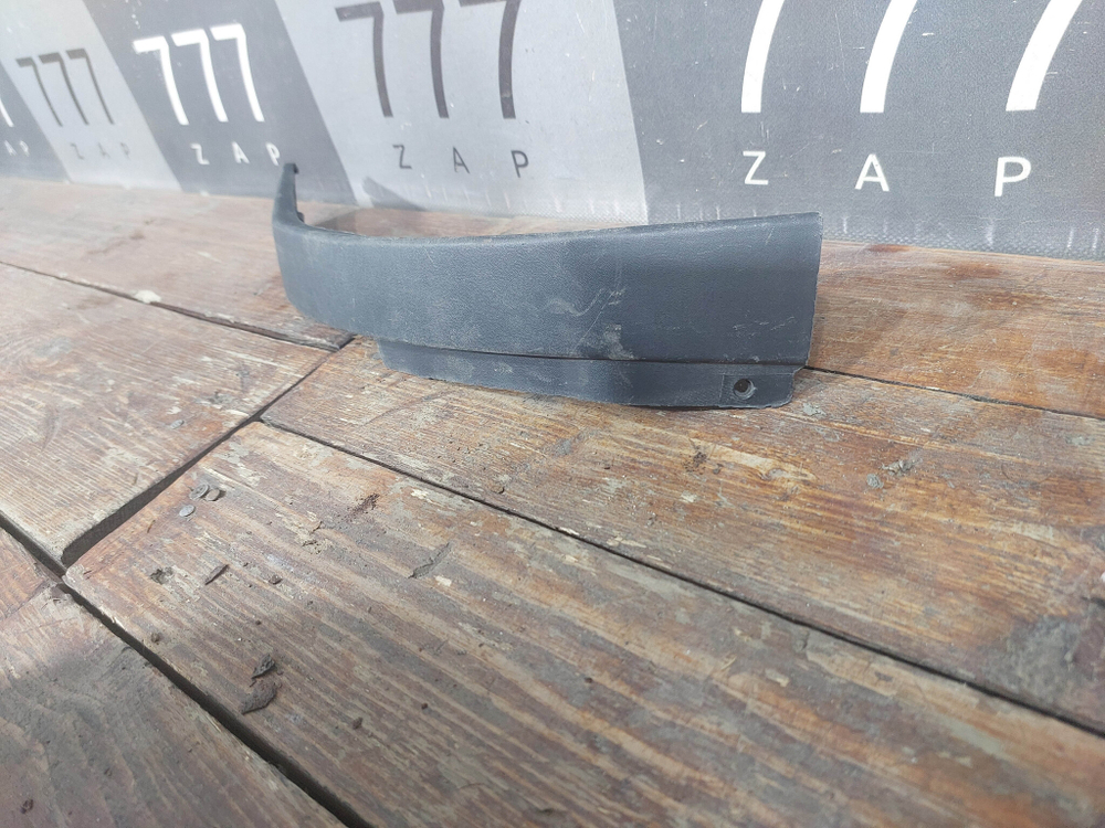 Накладка бампера задняя правая Range Rover Evoque 1 11-18 Б/У Оригинал LR029079