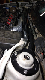 Распорка передних стоек (цельная) Volkswagen Golf 5 (V), 6 (VI) и Skoda Octavia 2 (A5)