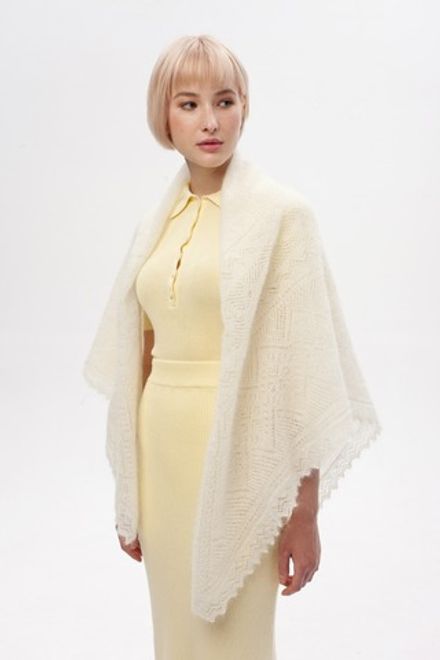 Оренбургский пуховый платок с шелком П1-130-02 экрю