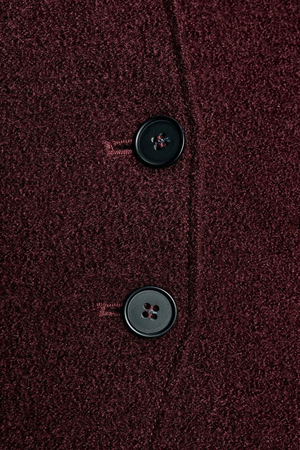 ZARA ПРИТАЛЕННАЯ БУКЛИРОВАННАЯ КУРТКА ИЗ ШЕРСТИ — ZW COLLECTION, ВИННЫЙ