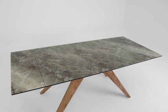 Стол Орландо (дуб/нога светлый дуб с черной патиной/столешница керамика каррара)