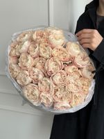 Гранд-букет из нежных одноголовых роз