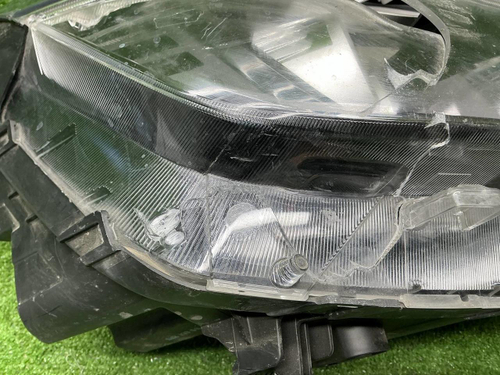 Фара правая Kia Seltos (2019-2025) галоген