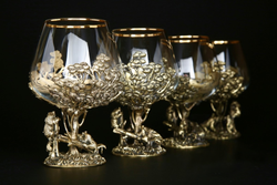 Бокал для коньяка «Три медведя» 4 шт. в подарочном кейсе с художественным оформлением