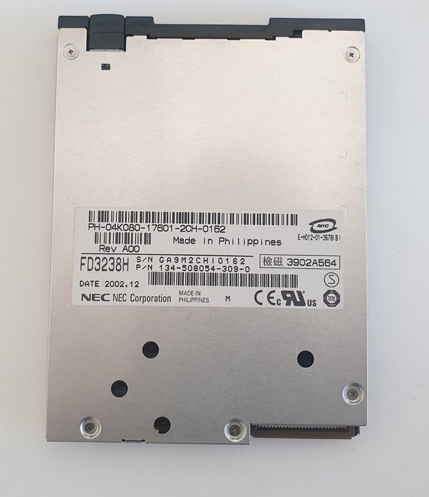 Привод Dell PowerEdge 1750 2850 Floppy Drive FD-05HG