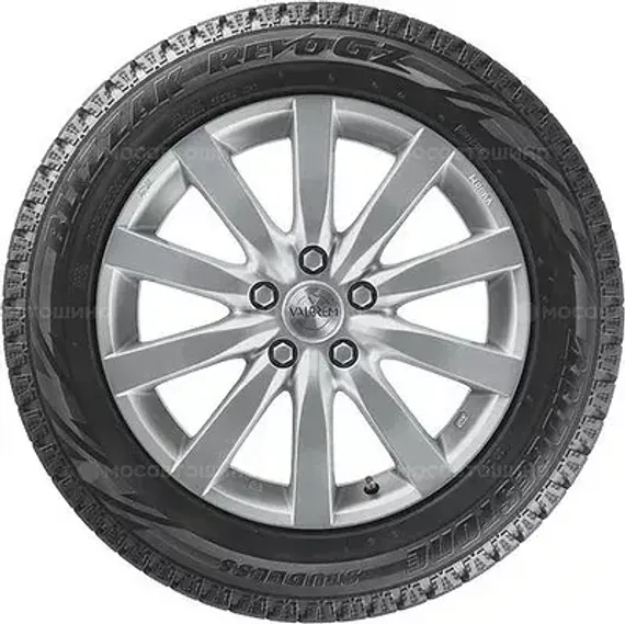 Bridgestone Blizzak REVO GZ 235/50 R18 97S