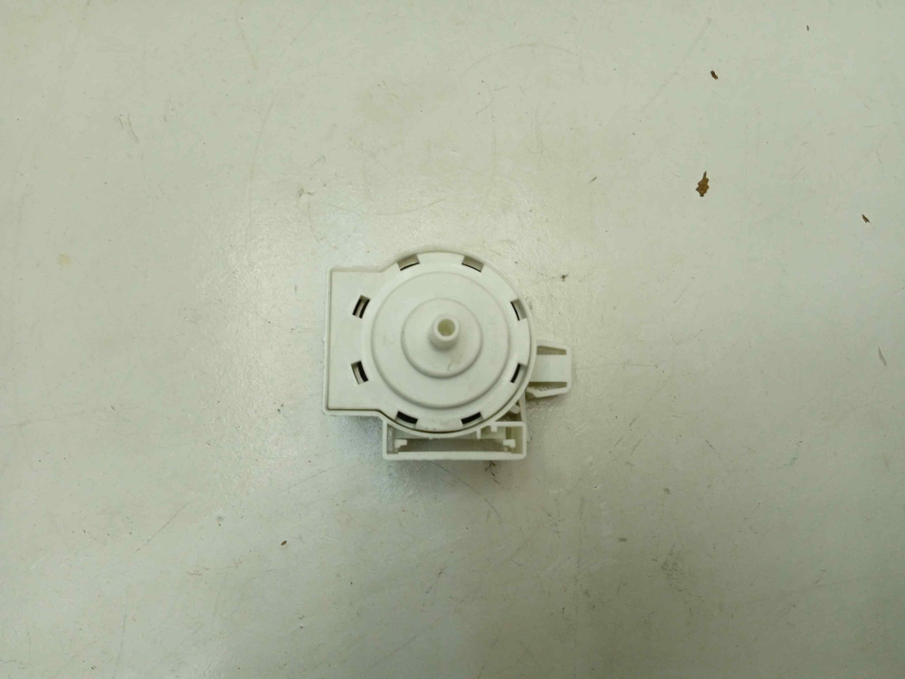 MWT60101 кт180 Датчик уровня воды для стиральной машины Midea MWT60101 б/у