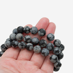 Снежный обсидиан натуральный, категория A, бусины в форме шара 10,6мм
