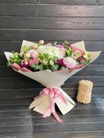 Букет с Гортензией розовый