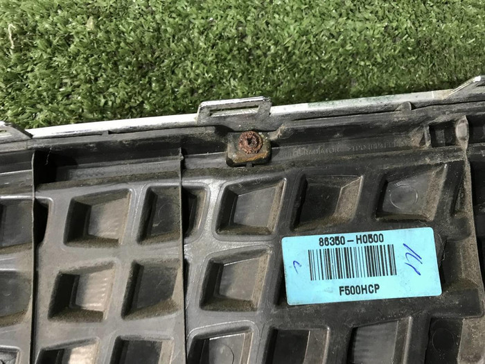 Решетка радиатора KIA Rio 4 X-Line (2017-2020)