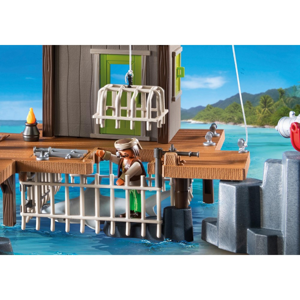 Playmobil - Pirates Пиратская гавань с тюрьмой 71792