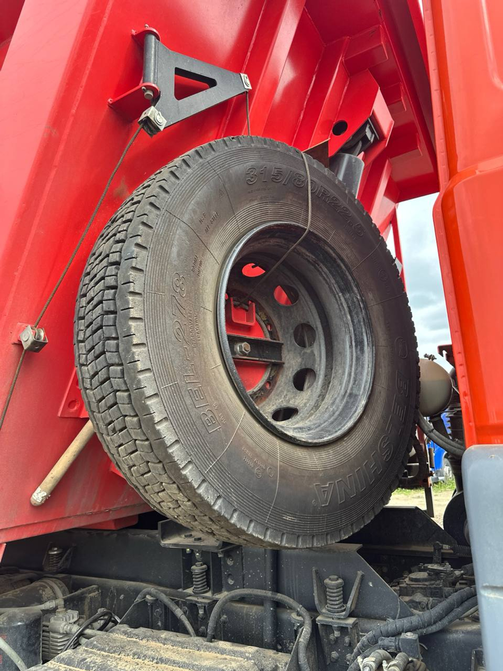 Ural С35510 6x4 Самосвал С35510 (Дизельный, 11,1 л, 420 л.с., МТ)