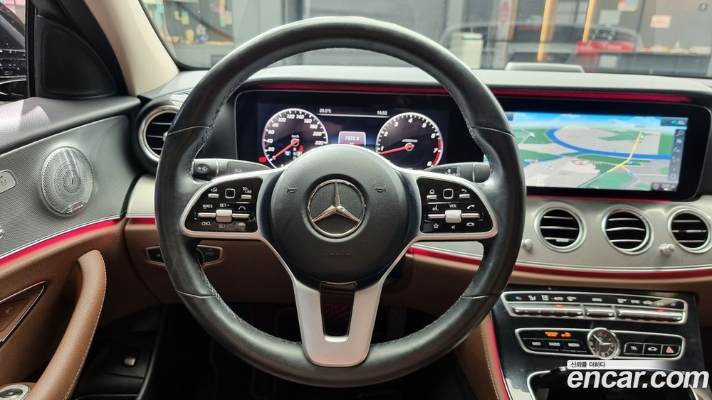 Mercedes-Benz E-Class W213 E300 4MATIC AMG Line (06.2020)