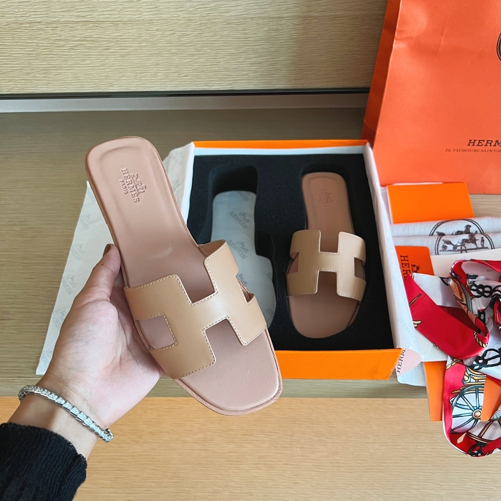 Hermes Oran Sandal