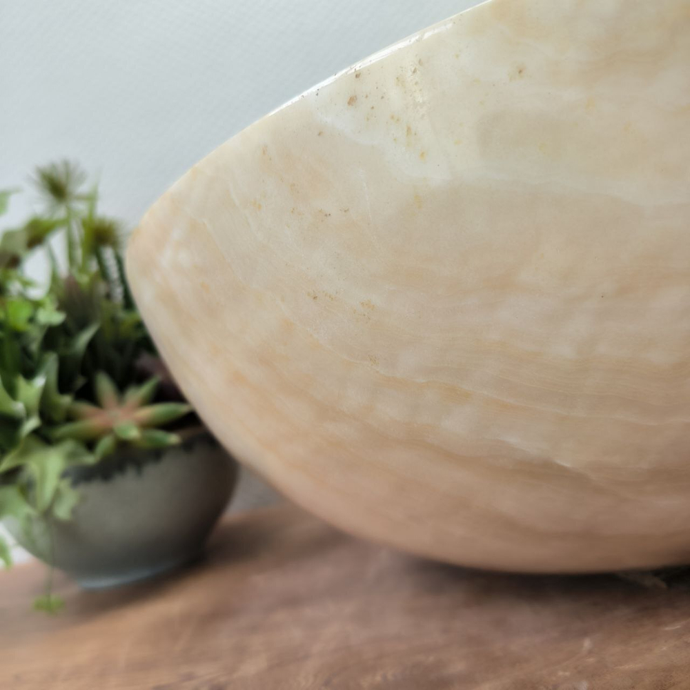 Раковина из оникса Bowl Yellow TinLip BO-62902 40*40*15 140
