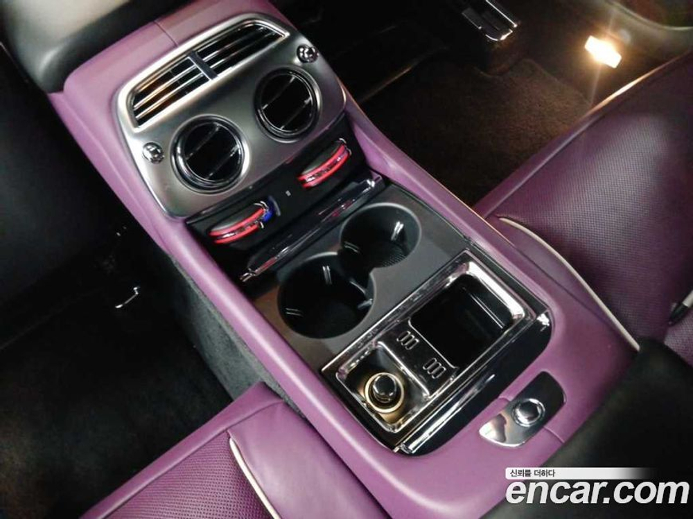 Rolls-Royce Dawn 6.6 V12 (11.2020)